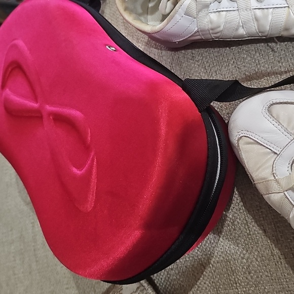 NFINITY Evolution Sneakers White With Carrying Case Size 5.5 - Picture 7 of 11